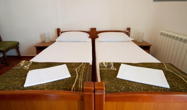 Apartments & Rooms M Petrovac Zewnętrze zdjęcie